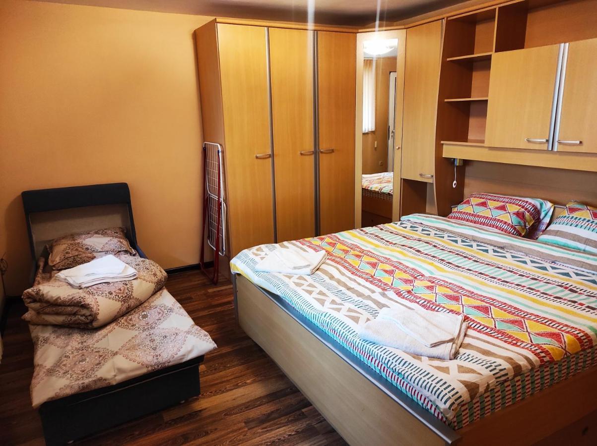 Pavlovi Apartments Samokov Bagian luar foto