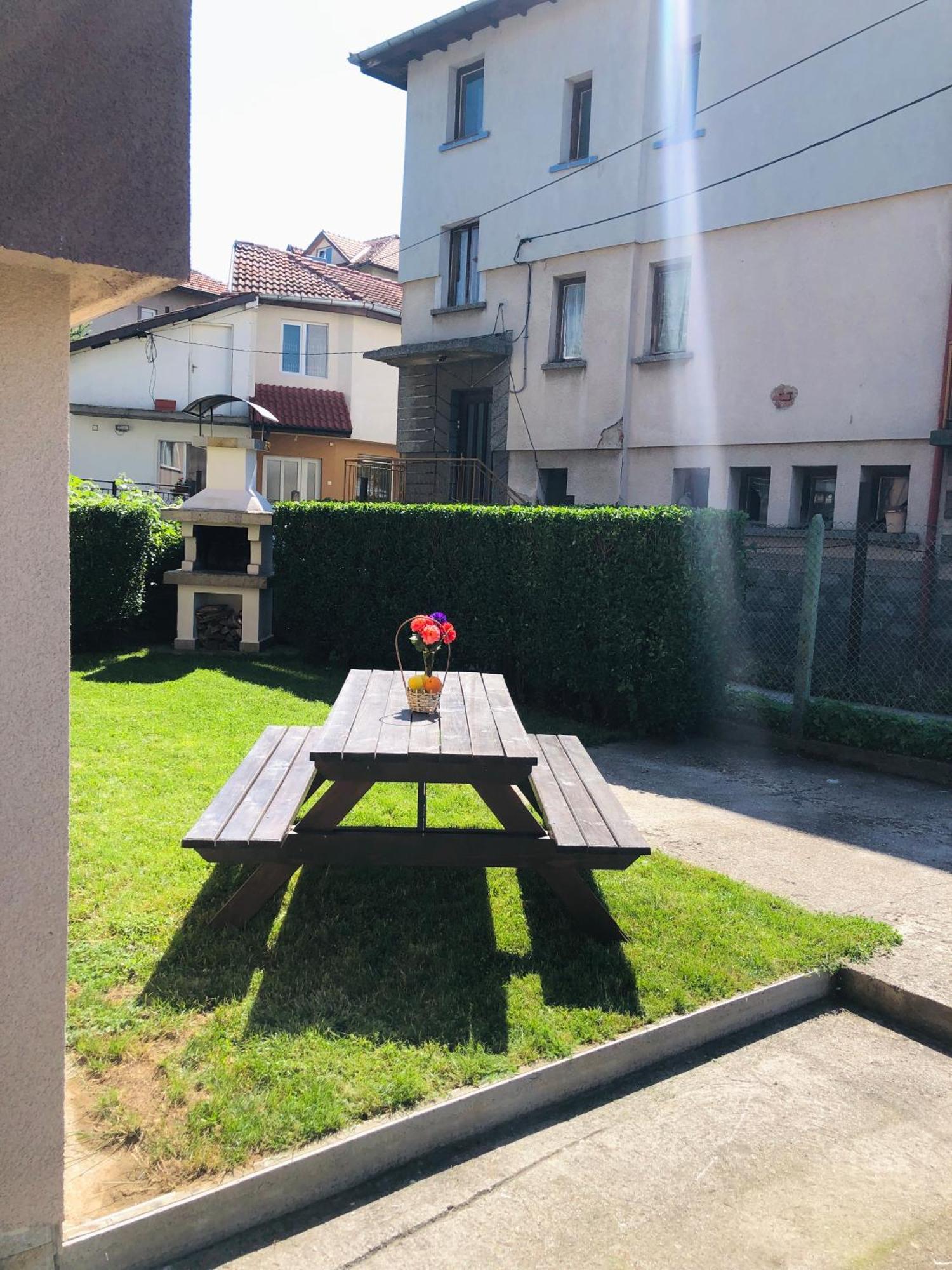Pavlovi Apartments Samokov Bagian luar foto